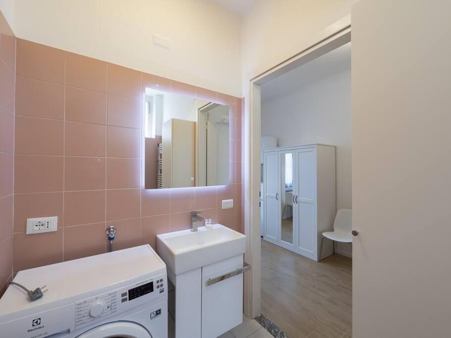 Appartement Youhosty - Accademia 53 Quinto à Milan Extérieur photo